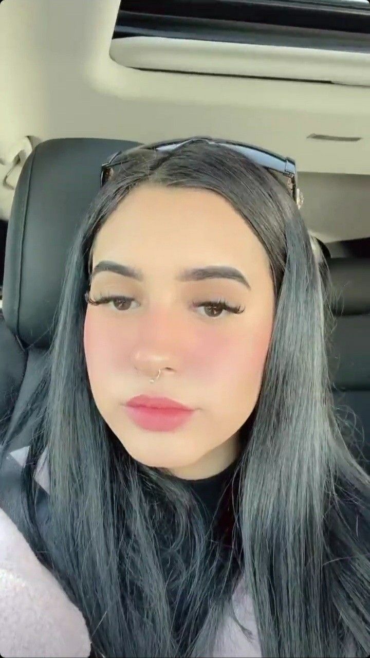 <em>Daniela Roman</em>